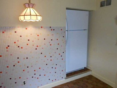 1040 Leith Ave, Waukegan, IL 60085 - photo 4