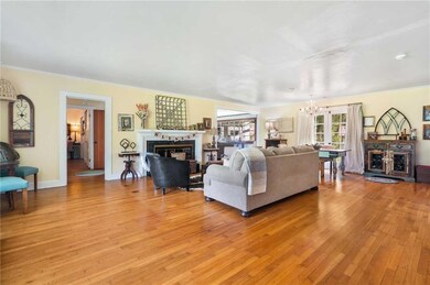 Living room 7.5X19.5