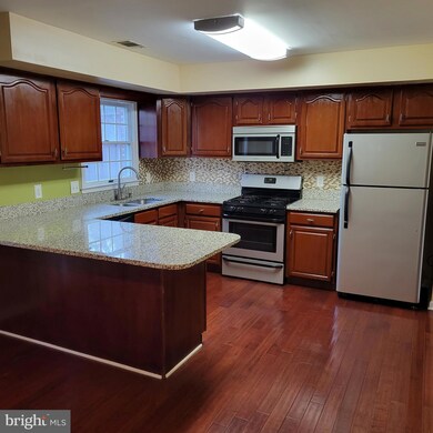 1009 Lindsay Ln, Hagerstown, MD 21742 - photo 3