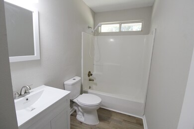 34 Deloriss Dr, Crawfordville, FL 32327 - photo 7