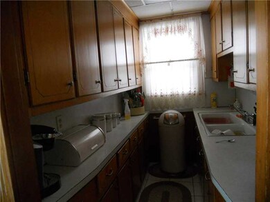 158 Sisson St, Providence, RI 02909 - photo 7