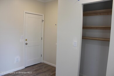 1122 Luzerne St unit B, Scranton, PA 18504 - photo 6