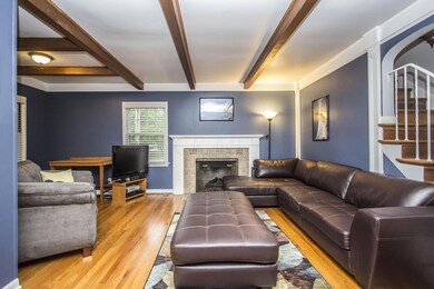 Living Room_5