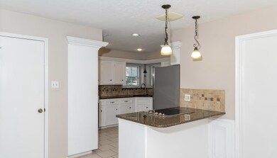 15618 Ten Oaks Dr, Tomball, TX 77377 - photo 4