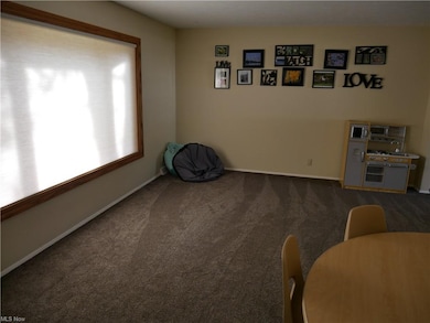 Most rooms have custom blinds.