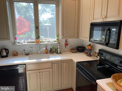 1511 Forest Ln, McLean, VA 22101 - photo 6