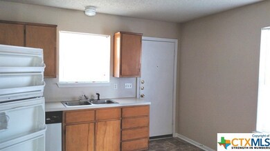 104 Horseshoe Dr unit A-B, Copperas Cove, TX 76522 - photo 7