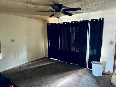 1 of 2 Living rooms