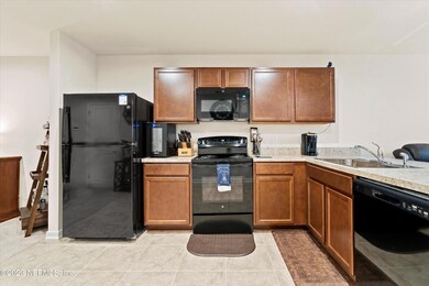 5893 Creekside Crossing Dr, Jacksonville, FL 32210 - photo 5