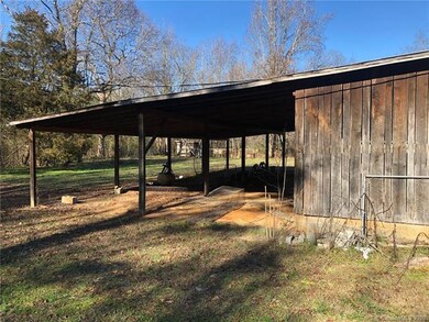 439 Christopher Rd, Shelby, NC 28152 - photo 2