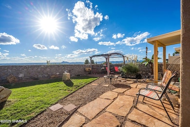 2195 Foxtail Pine Dr, Las Cruces, NM 88012 - photo 2