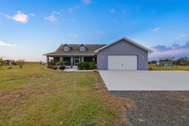 17165 Lake Iola Rd, Dade City, FL 33523 - photo 2