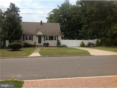 520 W Maple Ave, Laurel Springs, NJ 08021 - photo 2