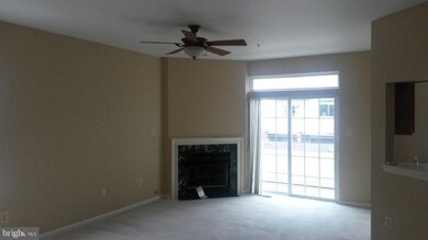 20488 Cool Fern Square, Ashburn, VA 20147 - photo 4