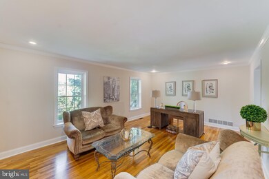 1007 Gwilym Cir, Berwyn, PA 19312 - photo 3