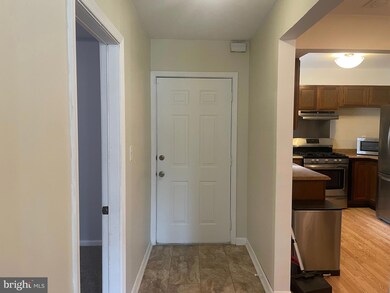 6 Ravenworth Ct, Newark, DE 19702 - photo 2