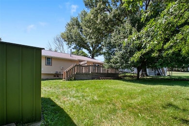 1631 29th St NW, Cedar Rapids, IA 52405 - photo 4