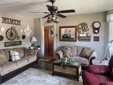 3 bedroom apartment, Living Space