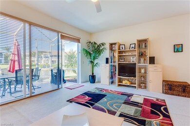 1036 Hampton Cir unit 61, Naples, FL 34105 - photo 6