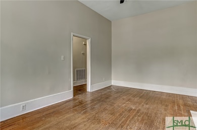 520 E Waldburg St unit B, Savannah, GA 31401 - photo 4