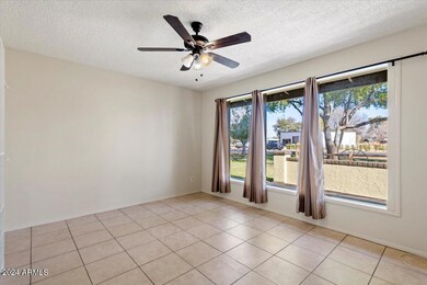 426 S. Cactus Wren - Living Room
