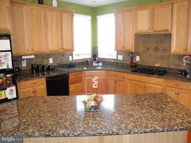 16327 Admeasure Cir, Woodbridge, VA 22191 - photo 7