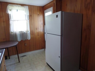 175 W 3rd St, Newburg, MO 65550 - photo 5