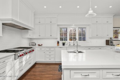 Showcases quartz-clad counters