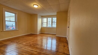 558 Third St unit 1, Fall River, MA 02721 - photo 3