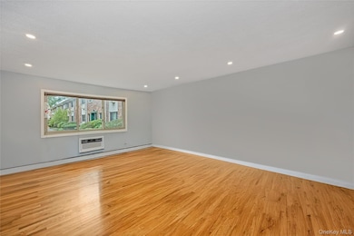 2449 Union Blvd unit 21A, Islip, NY 11751 - photo 6