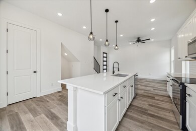 5529 Denmark St unit A, Houston, TX 77028 - photo 4