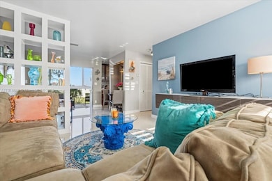 Crystal Lake 4100 unit 302, Deerfield Beach, FL 33064 - photo 3