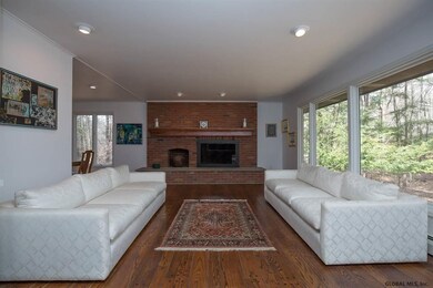 15 Devonshire Dr, Slingerlands, NY 12159 - photo 4