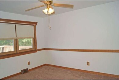 11 Heather Rd, Newark, DE 19702 - photo 5