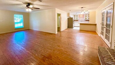 2079 Interstate Cir, Pensacola, FL 32526 - photo 3