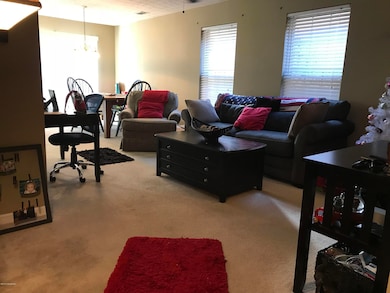 8340 Grand Trevi Dr, Louisville, KY 40228 - photo 3