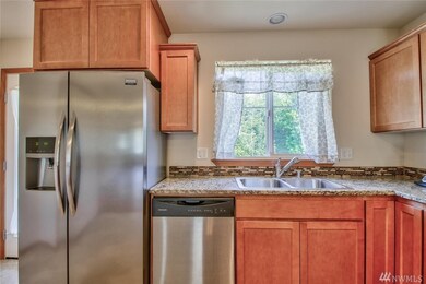 1525 E Gateway Heights Loop, Sedro Woolley, WA 98284 - photo 3