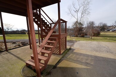 821 E Lexington St, Harrodsburg, KY 40330 - photo 7