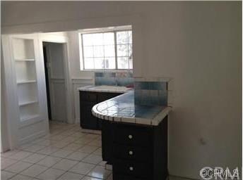 Spacious Kitchen