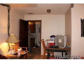 911 Valley Dr, Copperas Cove, TX 76522 - photo 4