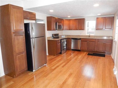 Kitchen. Bamboo Floors, Stainless Appliances and G