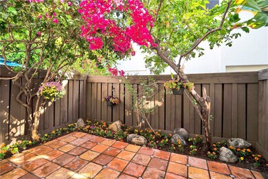 10803 Blix St unit 2, North Hollywood, CA 91602 - photo 3