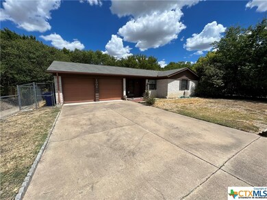 1901 Pleasant Ln, Copperas Cove, TX 76522 - photo 2