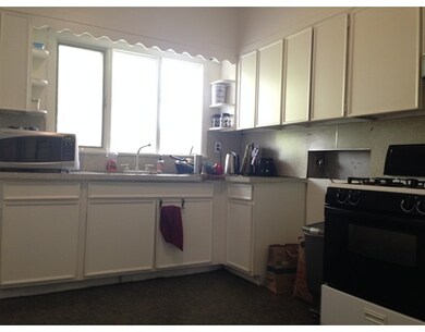 91 Wachusett St unit 2, Jamaica Plain, MA 02130 - photo 2