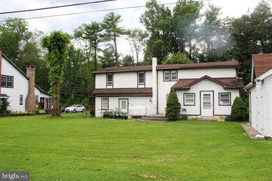 324 Lake Front Dr, Orwigsburg, PA 17961 - photo 4