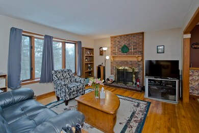 501 Moore St, Ludlow, MA 01056 - photo 2