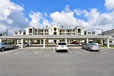 910 Tidewater Shores Loop unit 404, Bradenton, FL 34208 - photo 6