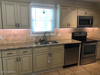 1303 Davis St, Jacksonville, NC 28540 - photo 5