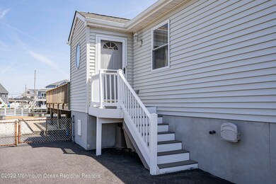 141 E Mohawk Dr, Little Egg Harbor Township, NJ 08087 - photo 2