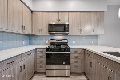 6-1027W5S-TFA-3BL-07 08 12 13 17 18-ocup